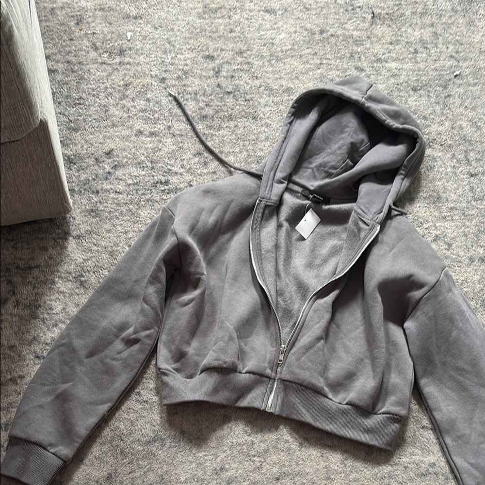 Gray Cropped Hoodie